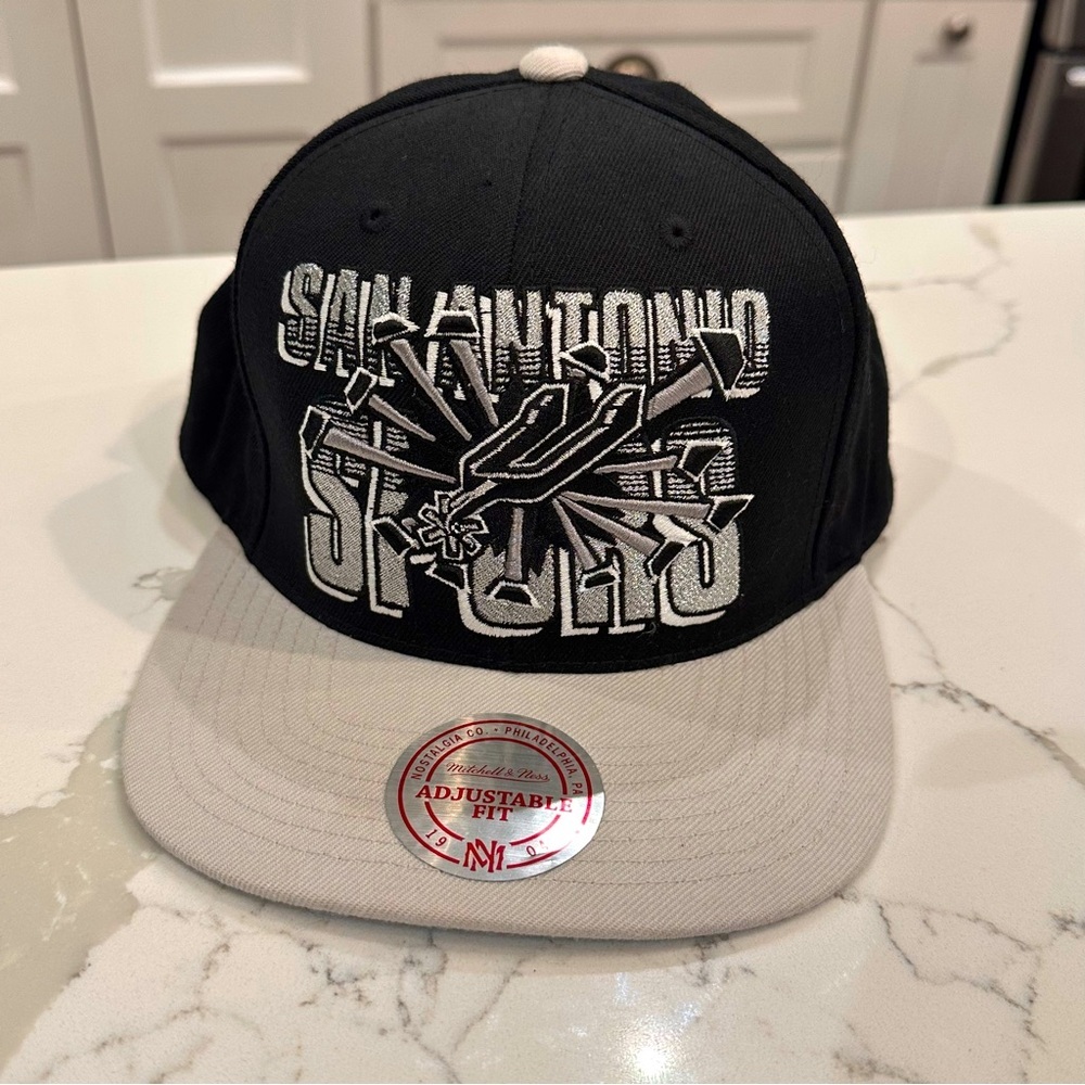 Vintage Mitchell Ness San Antonio Spurs NBA Snapback Cap Hat Black Gray Wool NWT